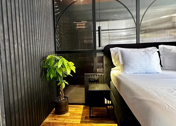 Room 1783 Old Town